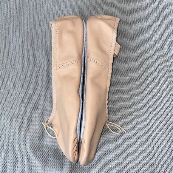 New Capezio Ballet Shoes - Picture 5 of 5